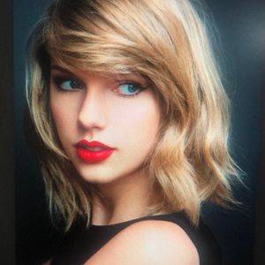 Meet your Posher, Moore